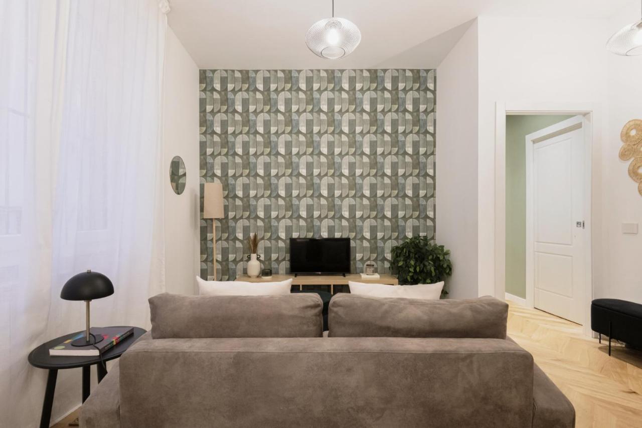 Easylife - Oasi Di Stile A 10Min Dal Duomo Apartment Milano Ngoại thất bức ảnh